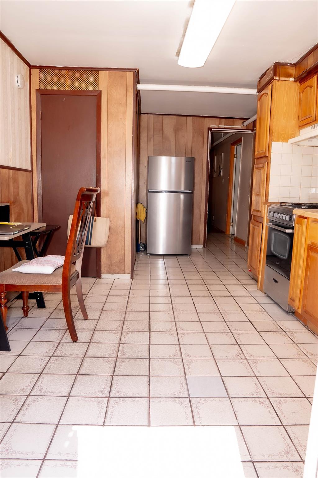 Single Family Dumont  Queens, NY 11417, MLS-853070-15