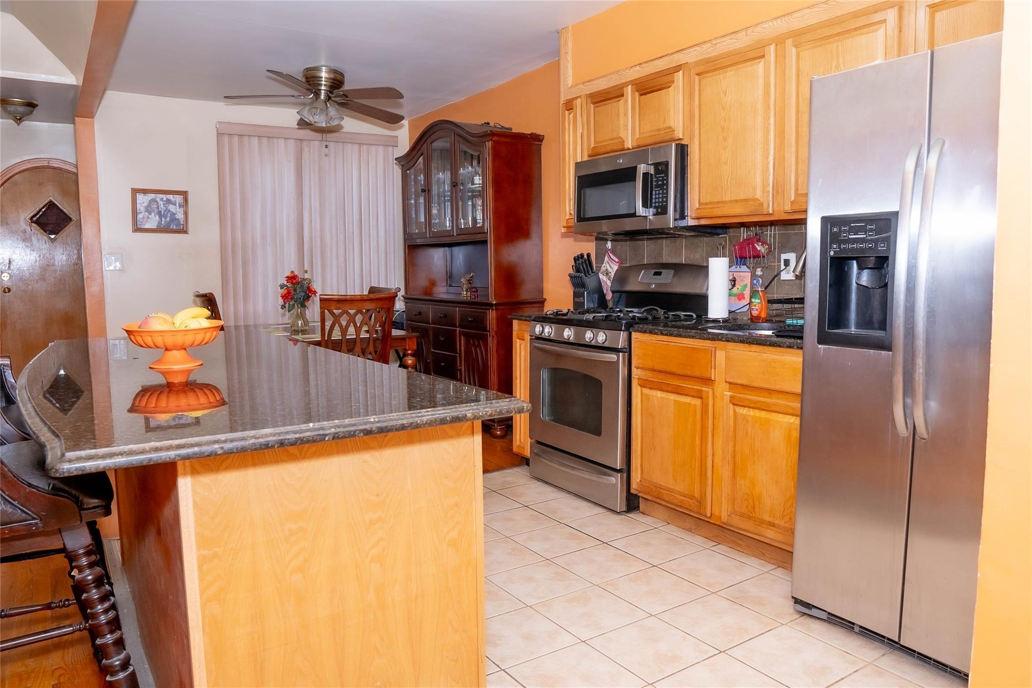Single Family Dumont  Queens, NY 11417, MLS-853070-5