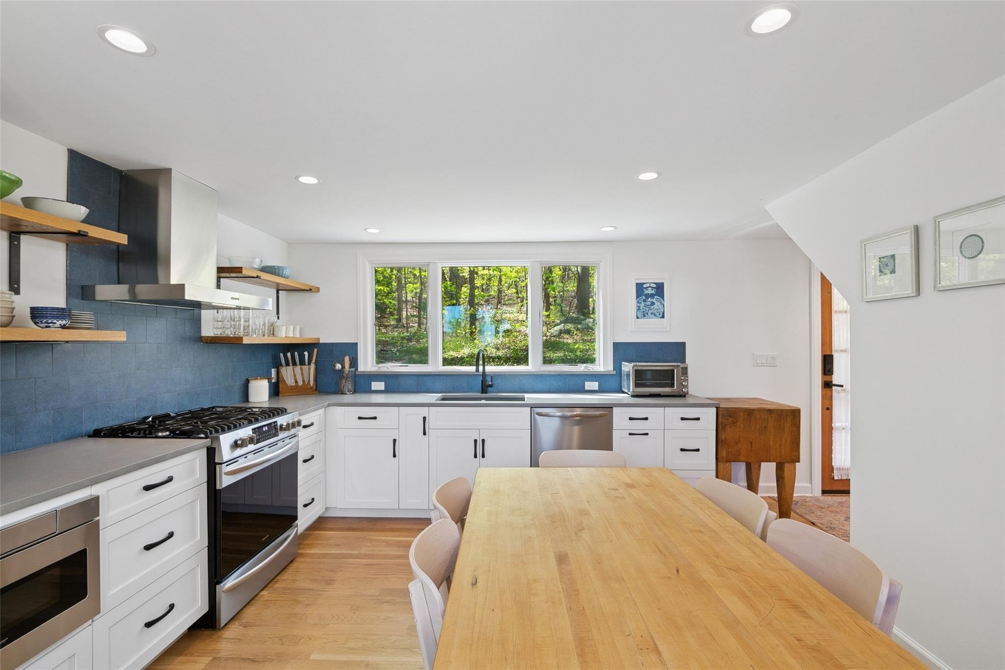 Single Family School  Nassau County, NY 11709, MLS-853074-11