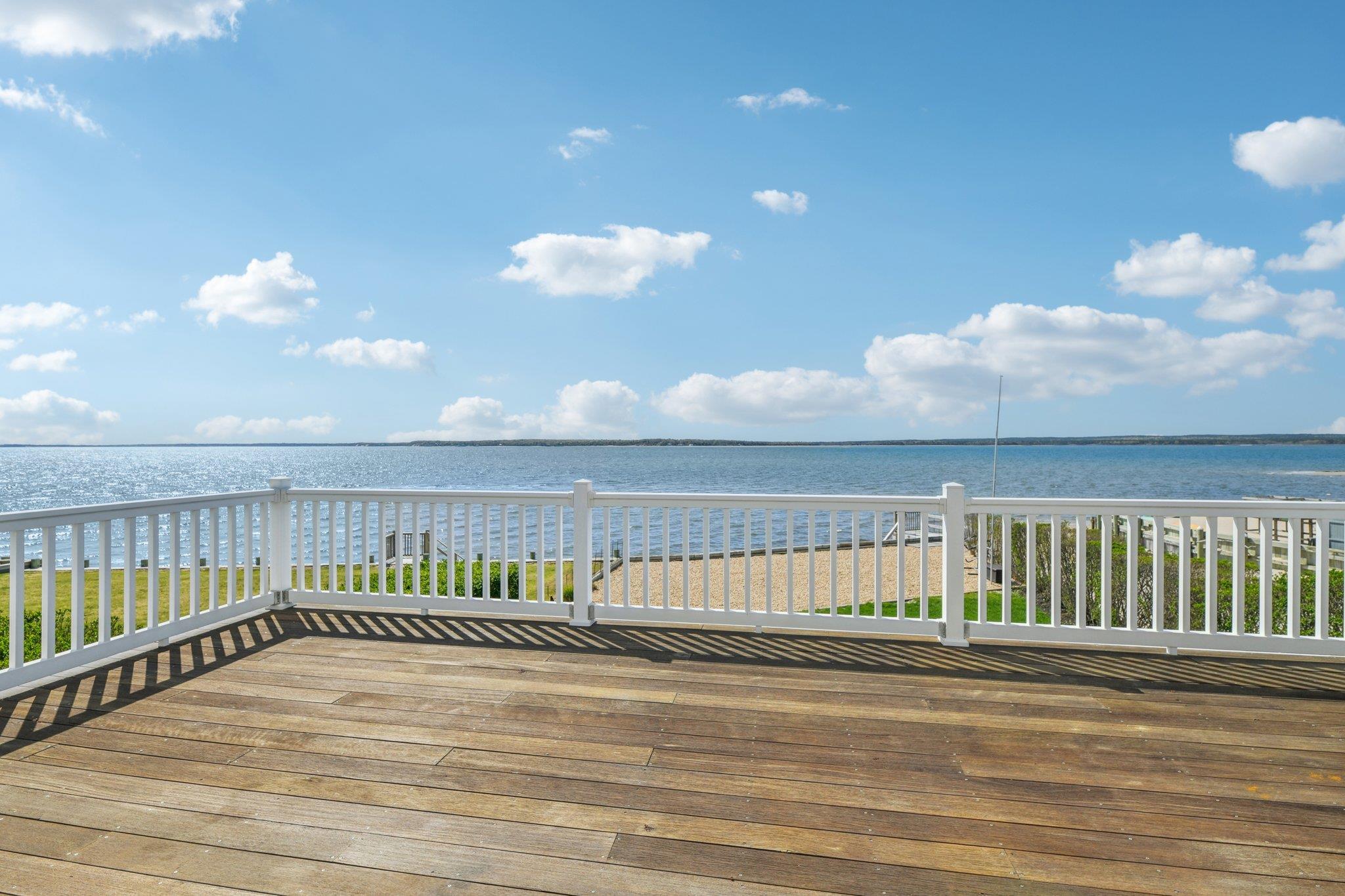 Single Family Front  Suffolk County, NY 11970, MLS-853083-19