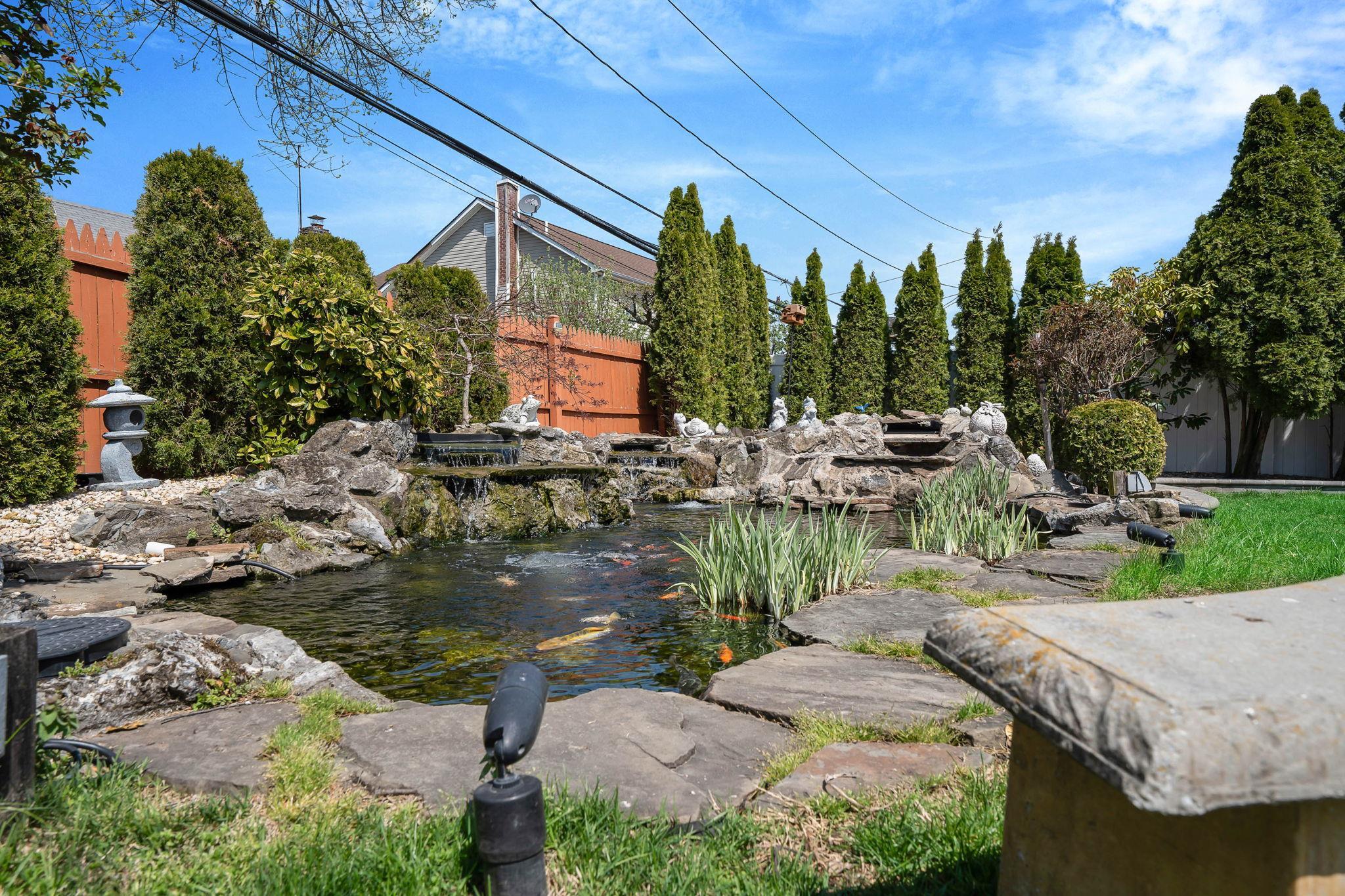 Single Family Farmranch  Nassau County, NY 11714, MLS-853103-14