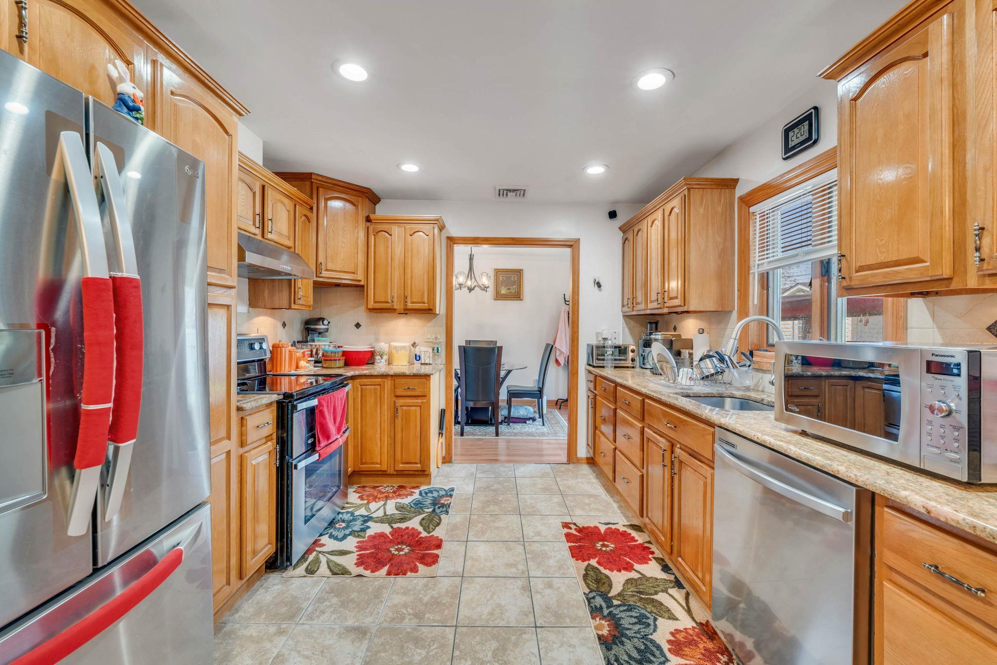 Single Family Farmranch  Nassau County, NY 11714, MLS-853103-16