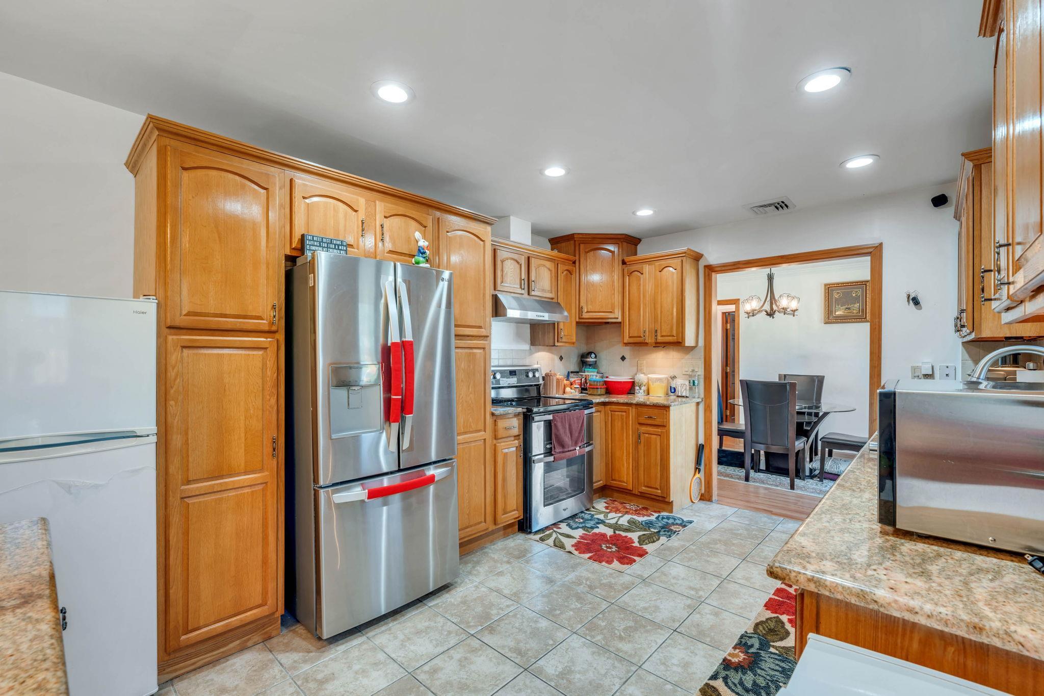 Single Family Farmranch  Nassau County, NY 11714, MLS-853103-18