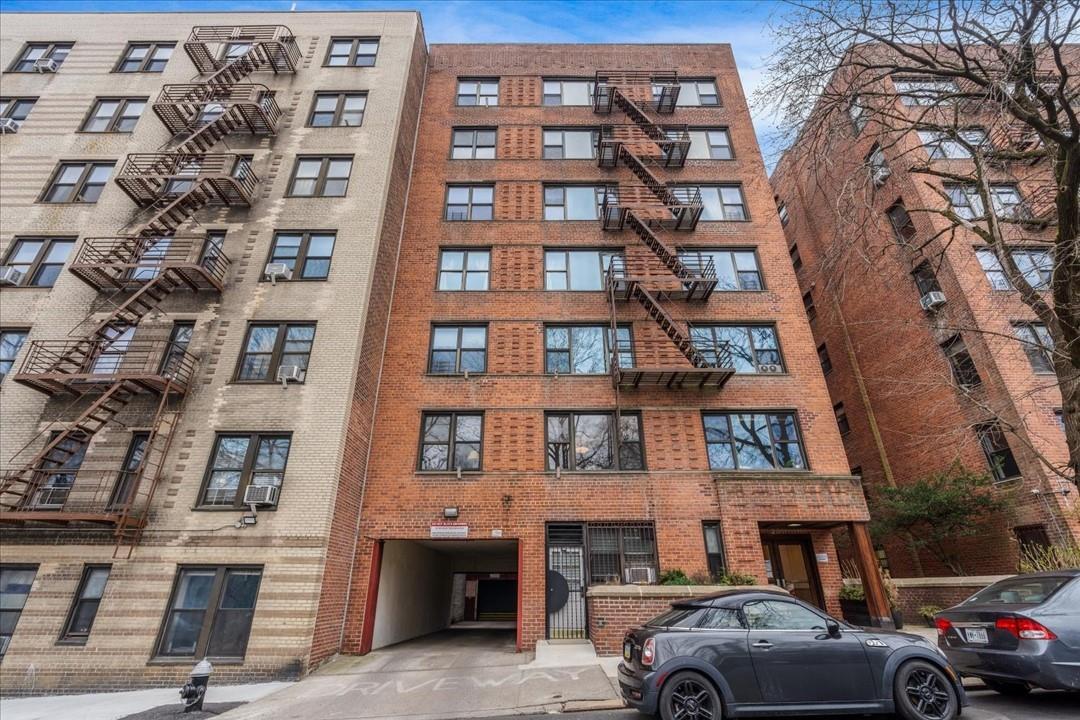 Coop Indian  Manhattan, NY 10034, MLS-853109-35