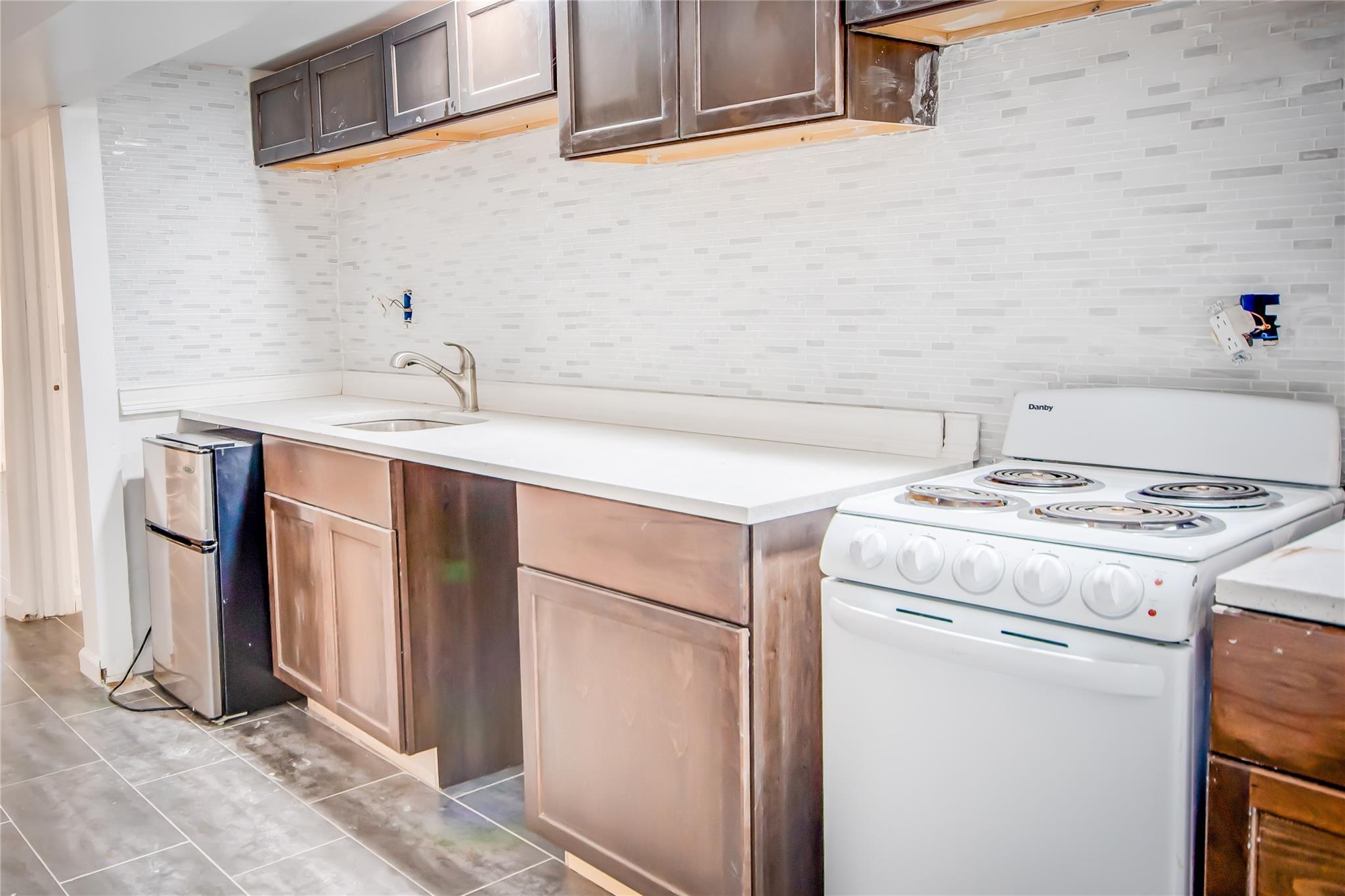 Single Family 251  Queens, NY 11364, MLS-853115-27