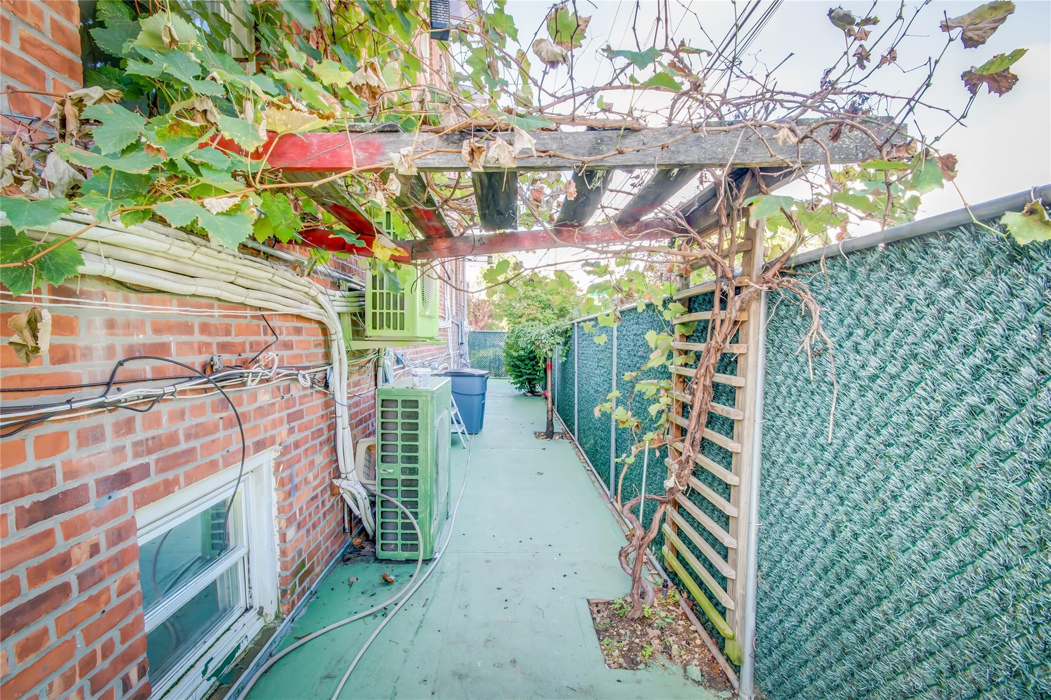 Single Family 251  Queens, NY 11364, MLS-853115-32
