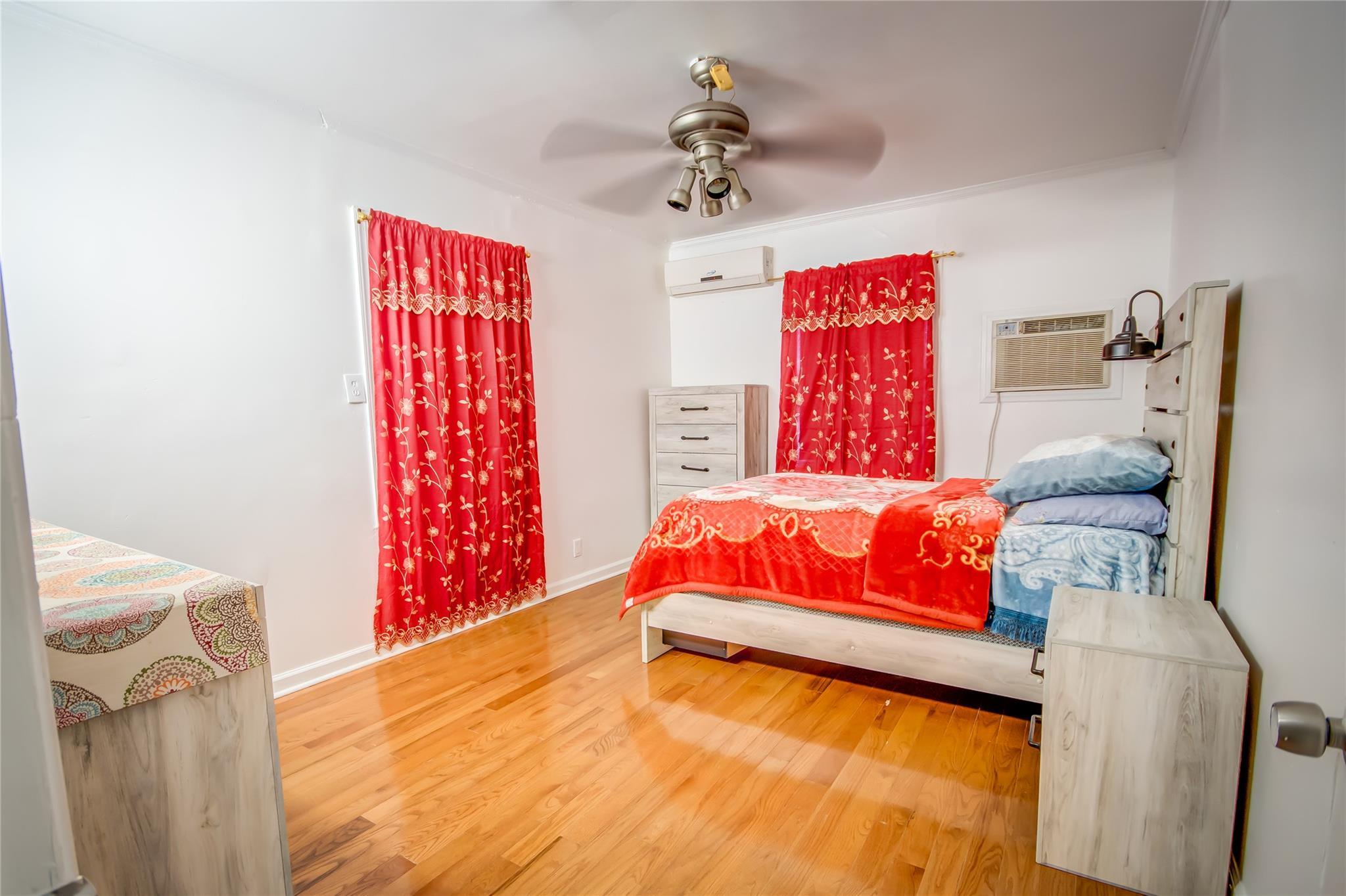 Single Family 251  Queens, NY 11364, MLS-853115-7