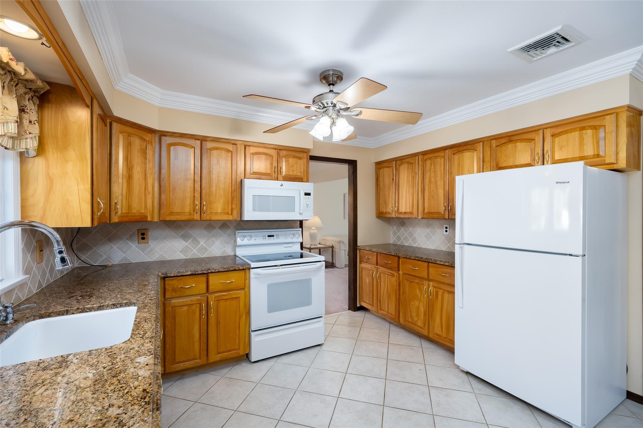 Single Family Lincoln  Suffolk County, NY 11777, MLS-853125-18