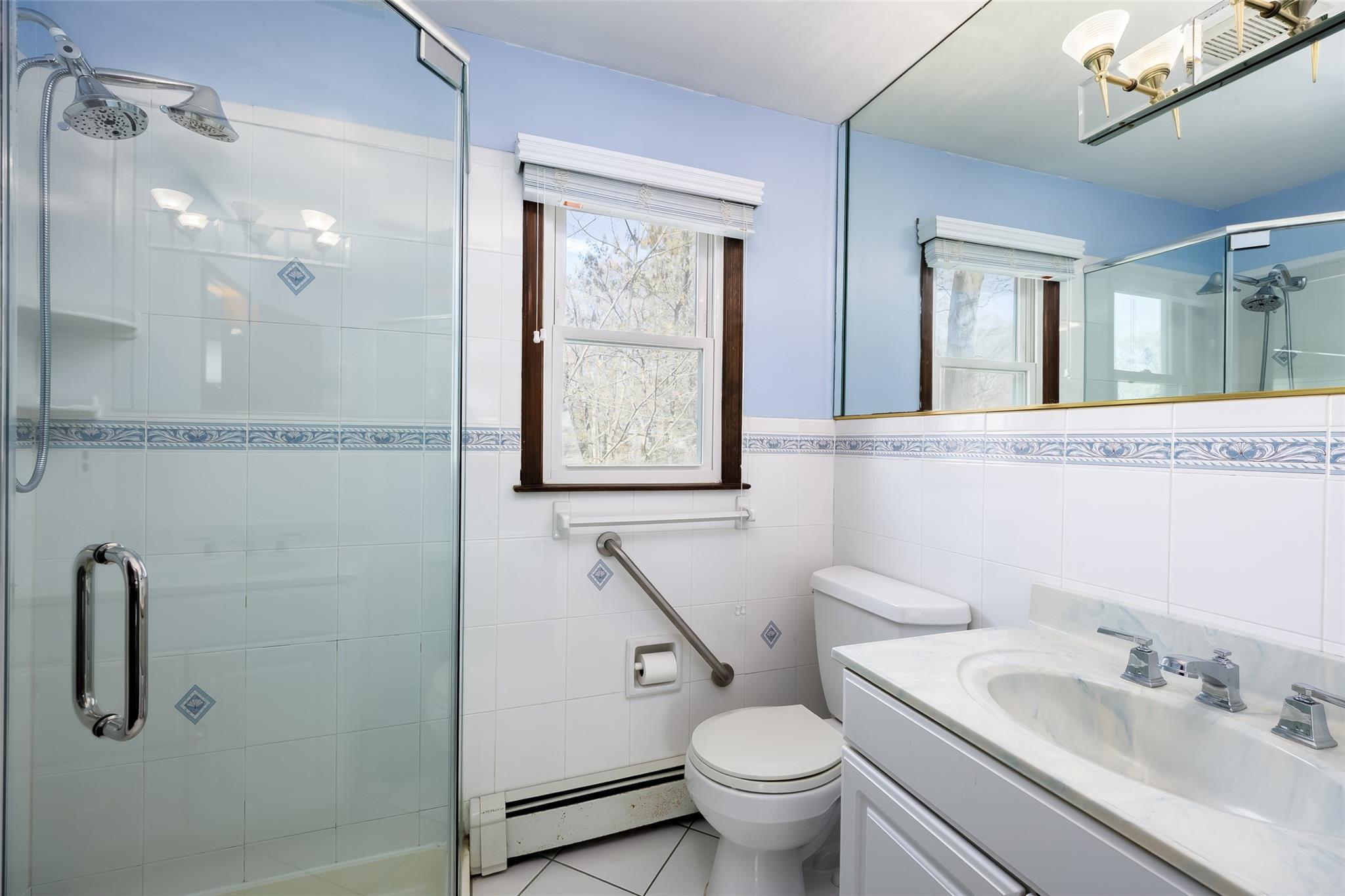 Single Family Lincoln  Suffolk County, NY 11777, MLS-853125-30