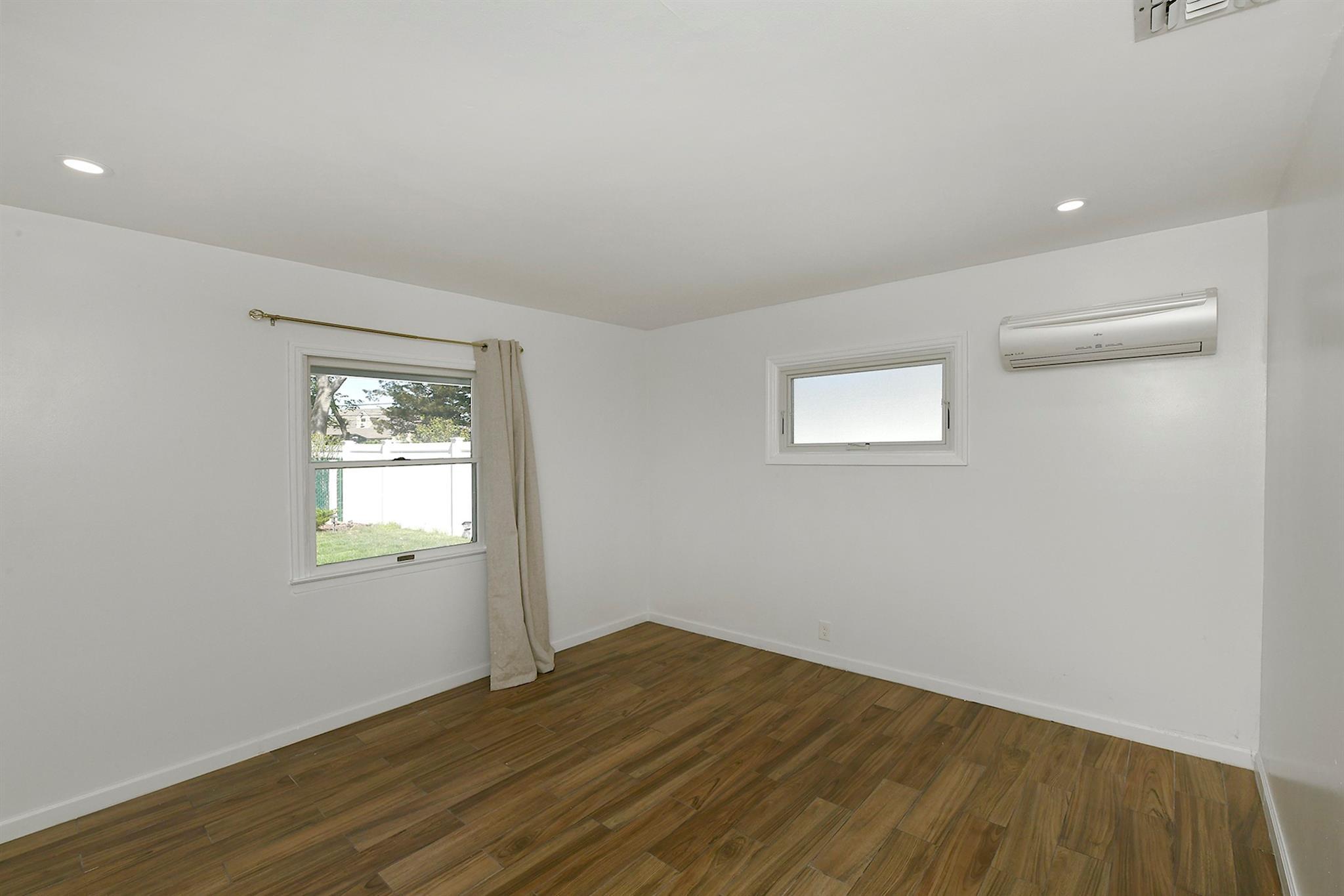 Single Family Sky  Nassau County, NY 11756, MLS-853127-14