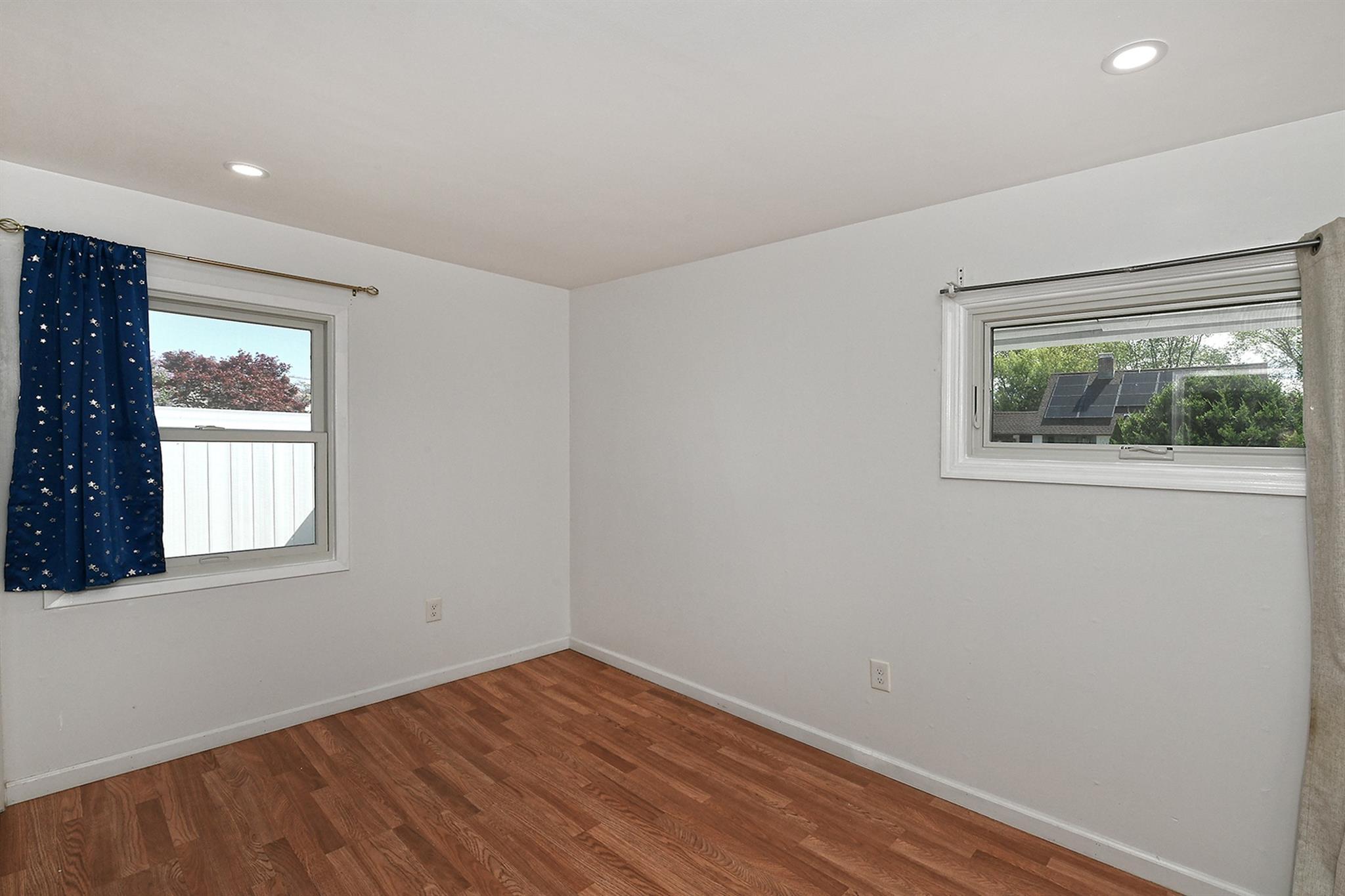 Single Family Sky  Nassau County, NY 11756, MLS-853127-16