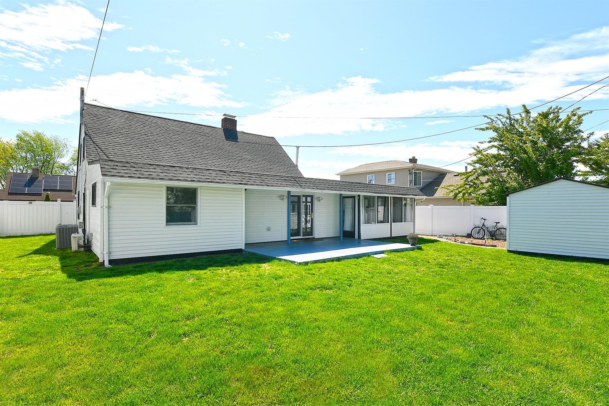 Single Family Sky  Nassau County, NY 11756, MLS-853127-28