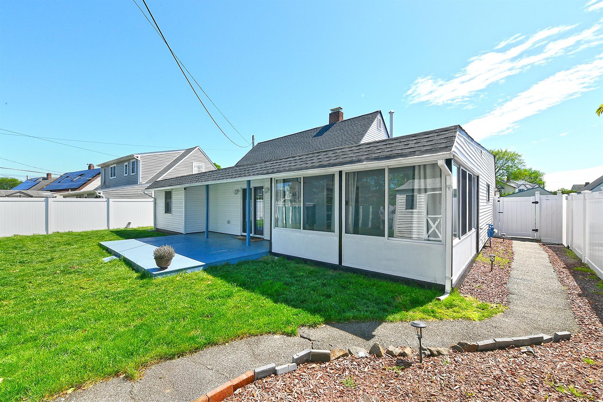 Single Family Sky  Nassau County, NY 11756, MLS-853127-30