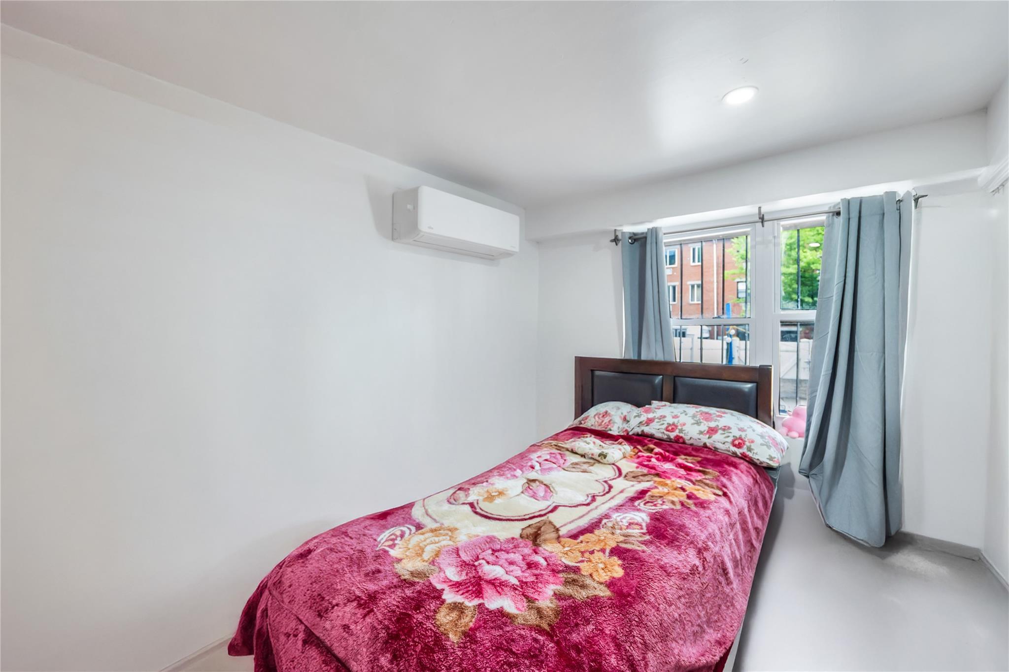 Single Family Ralph  Brooklyn, NY 11233, MLS-853135-22