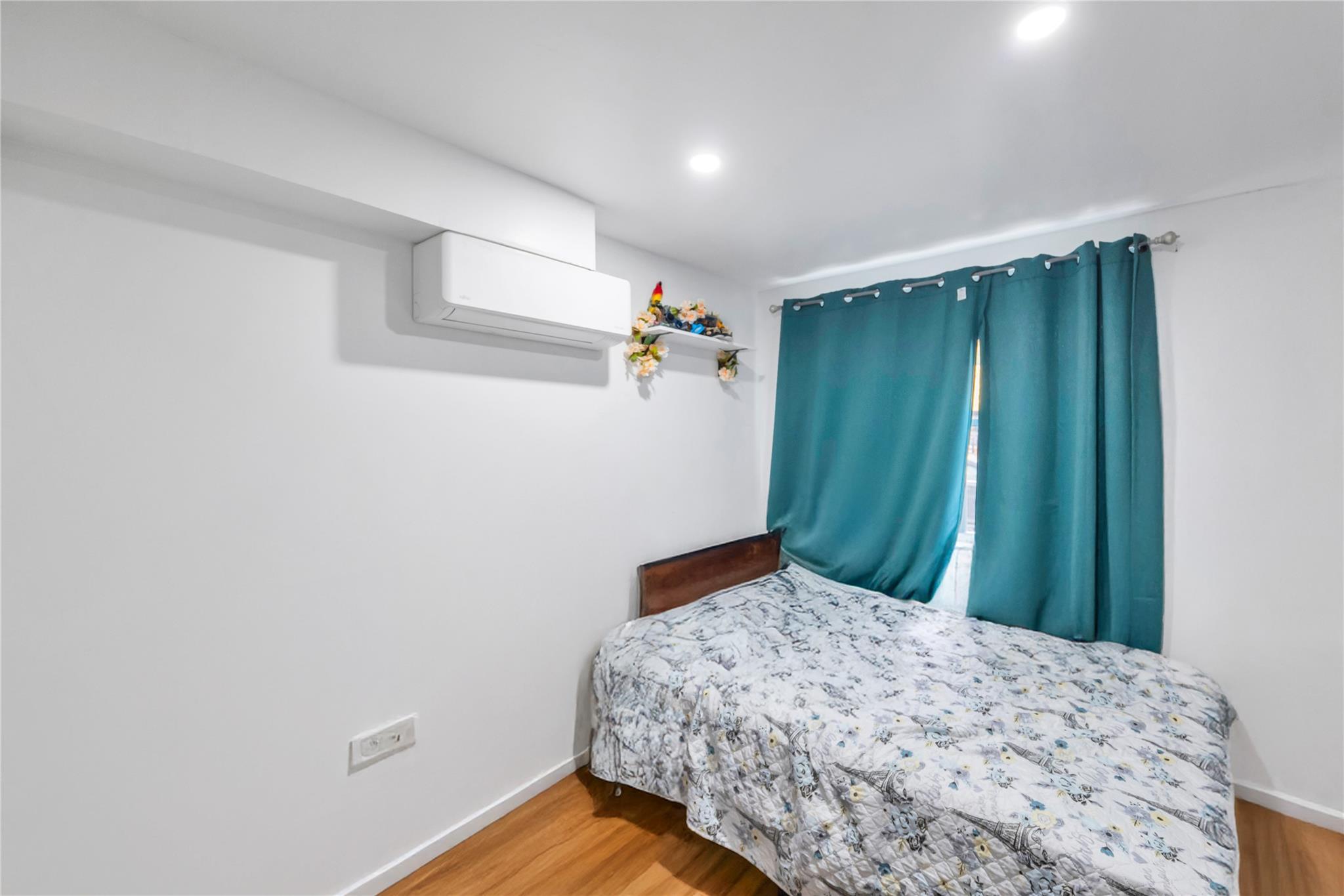 Single Family Ralph  Brooklyn, NY 11233, MLS-853135-23