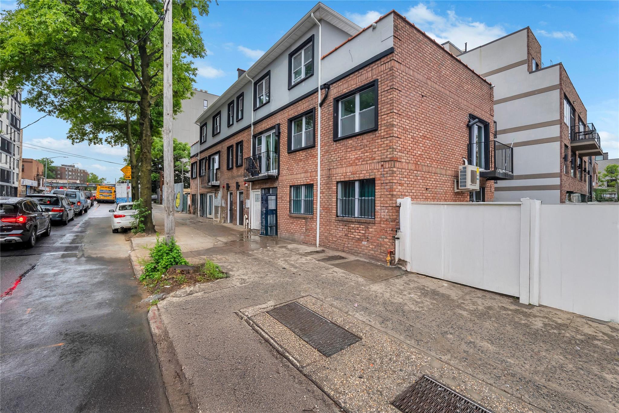 Single Family Ralph  Brooklyn, NY 11233, MLS-853135-3