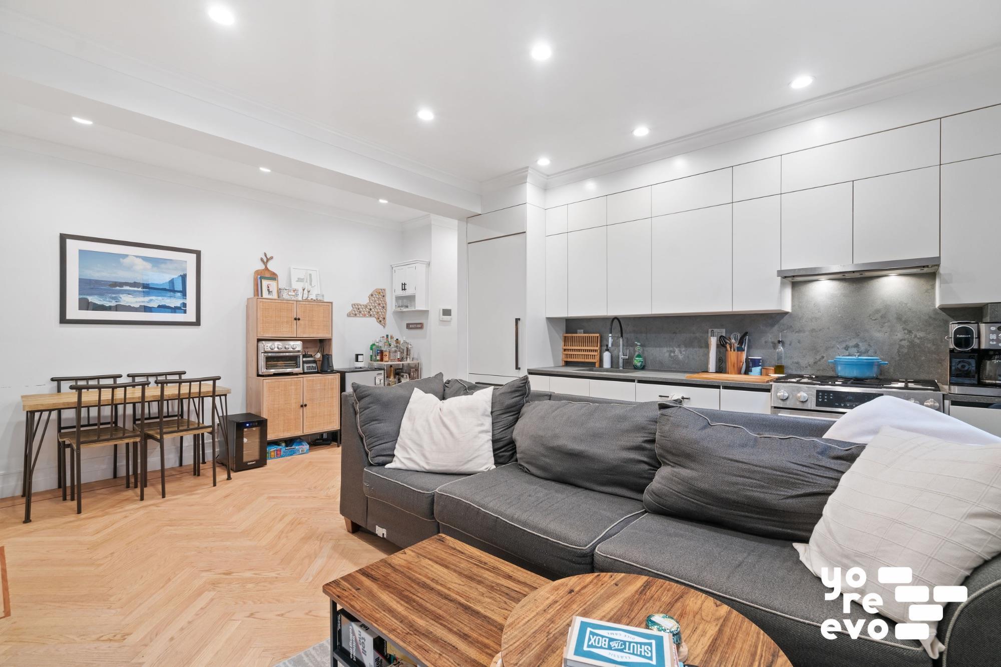 Apartment 38th  Queens, NY 11103, MLS-853137-2