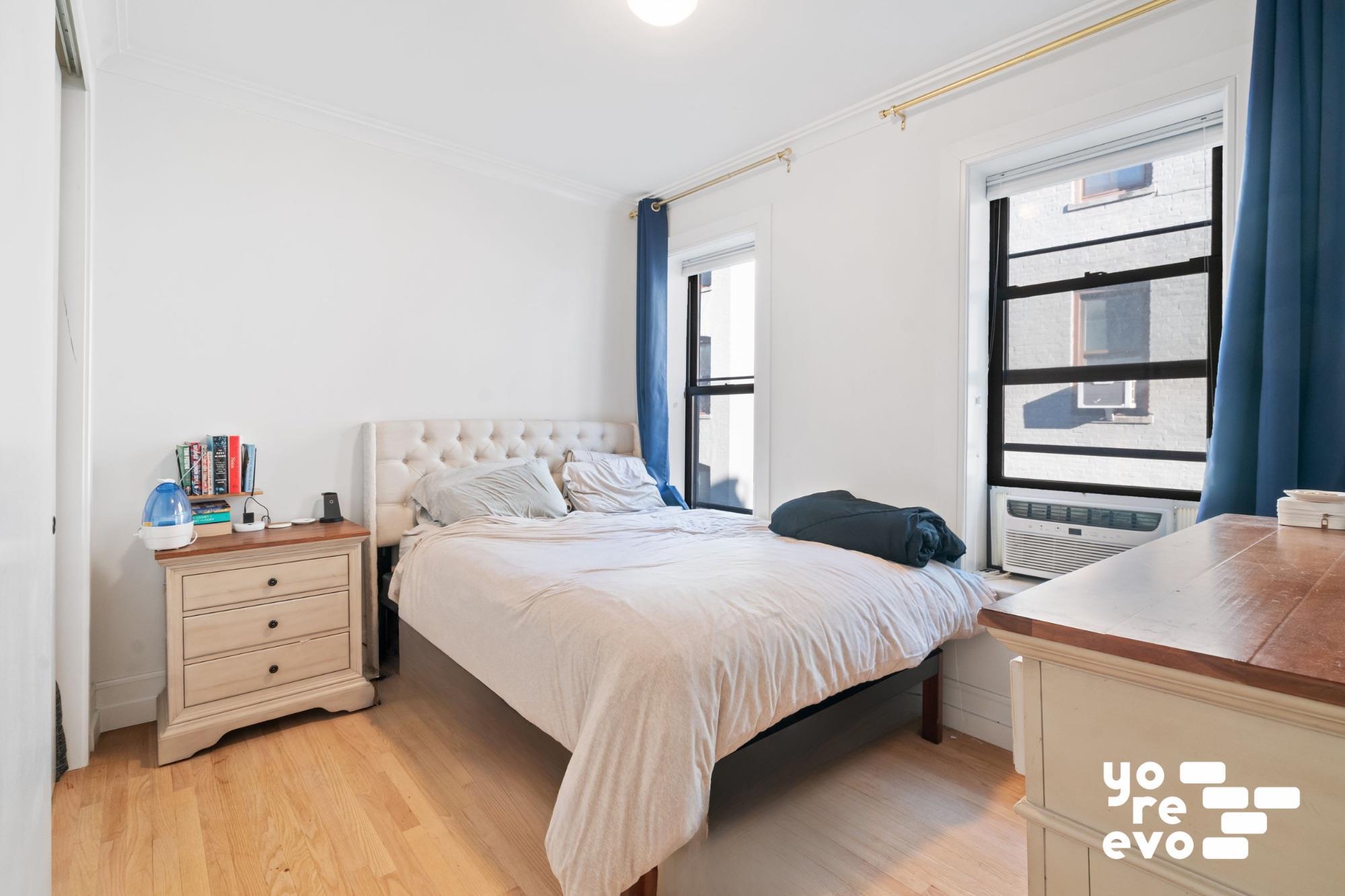 Apartment 38th  Queens, NY 11103, MLS-853137-6