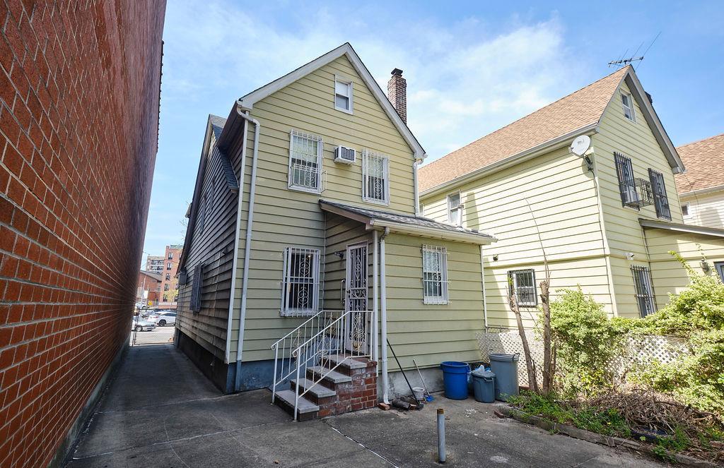 Single Family Eliot  Queens, NY 11374, MLS-853142-27