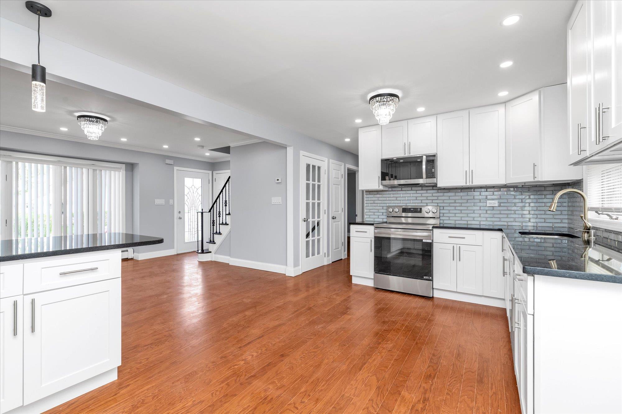 Single Family Mirabelle  Nassau County, NY 11590, MLS-853159-7