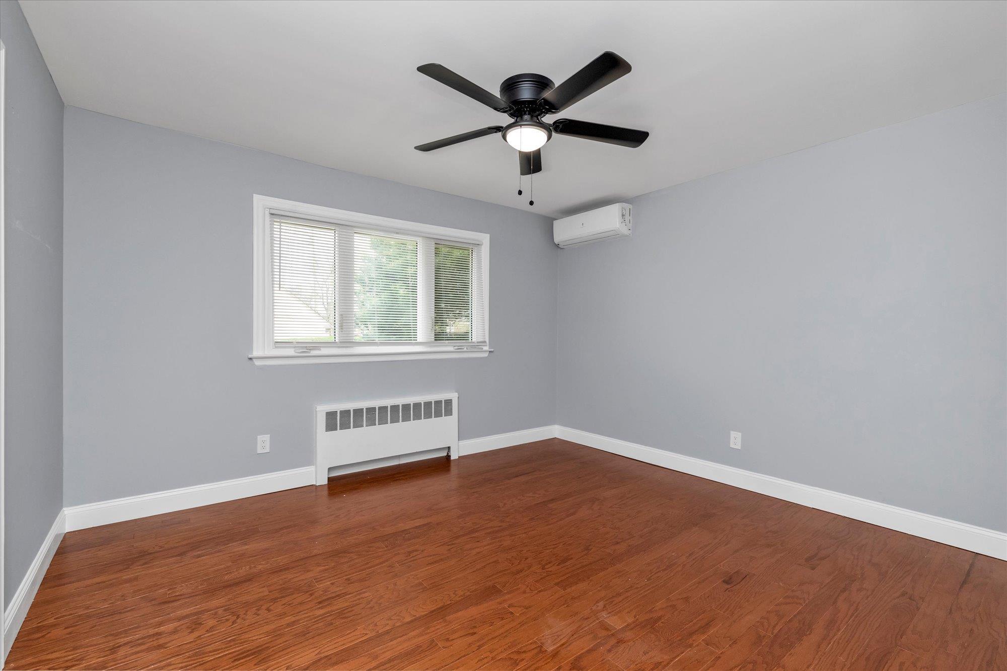 Single Family Mirabelle  Nassau County, NY 11590, MLS-853159-8