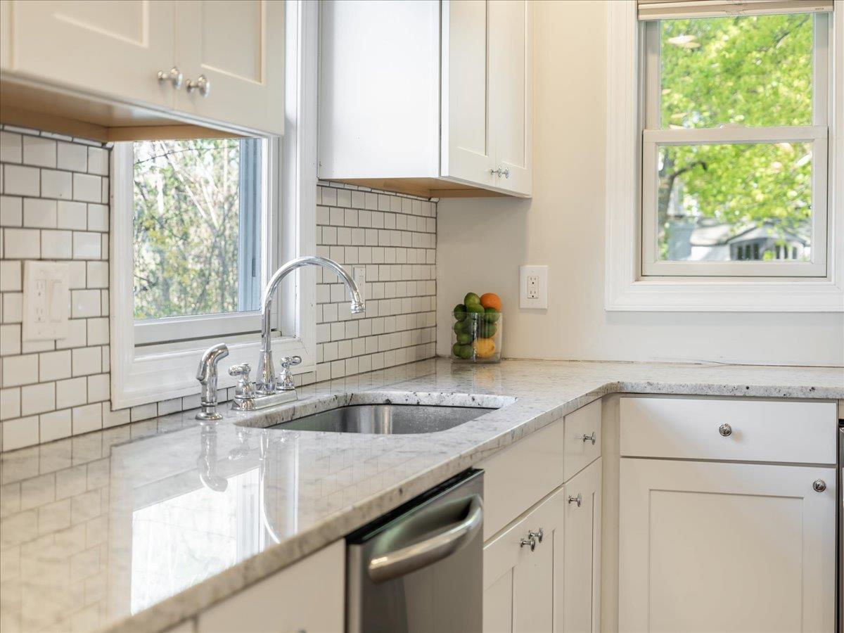 Single Family Jersey  Rockland County, NY 10901, MLS-853165-7