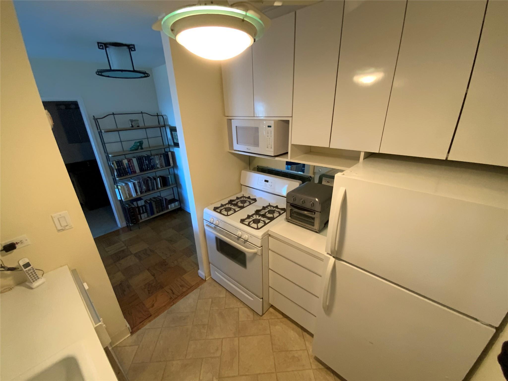 Apartment Grand Central  Queens, NY 11005, MLS-853171-6