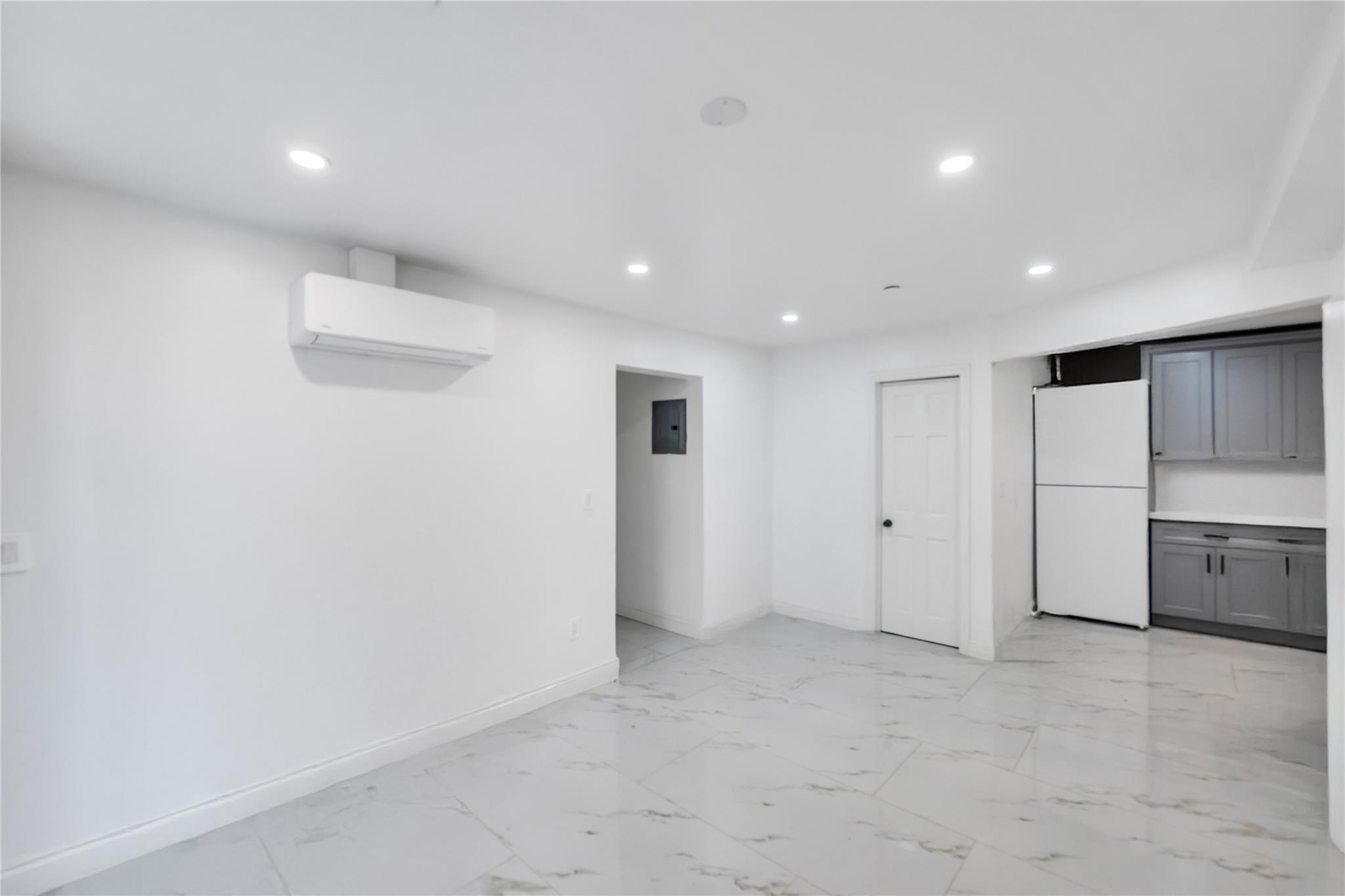 Single Family Ralph  Brooklyn, NY 11233, MLS-853175-2