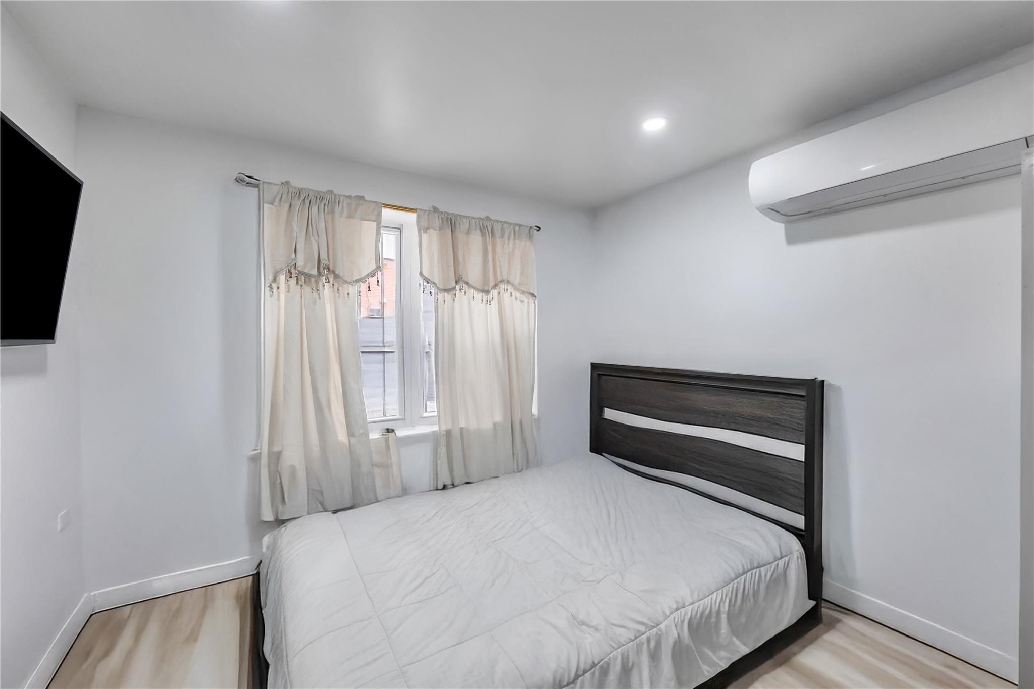 Single Family Ralph  Brooklyn, NY 11233, MLS-853175-26