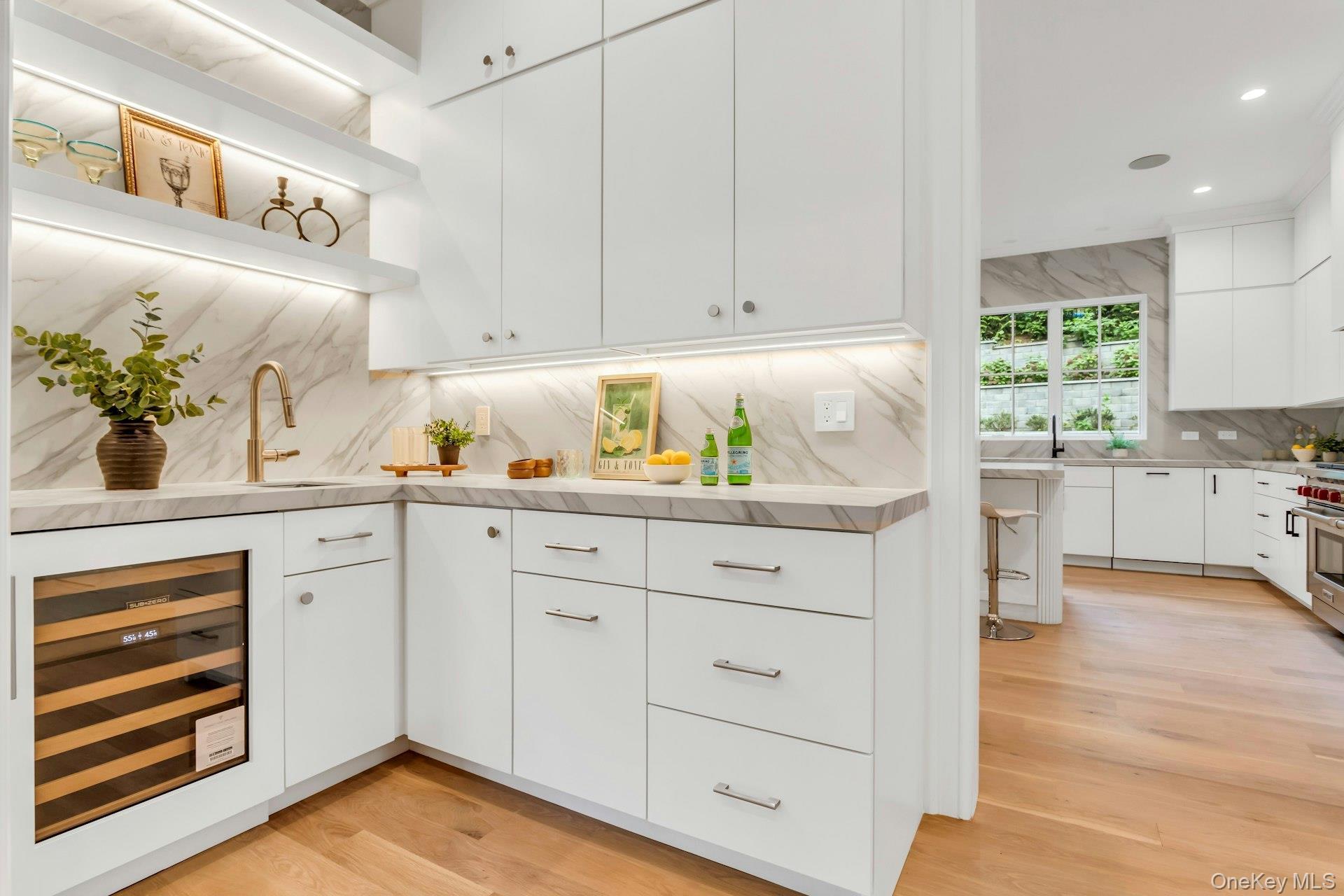 Single Family The Oaks Nassau County, NY 11576, MLS-853186-12