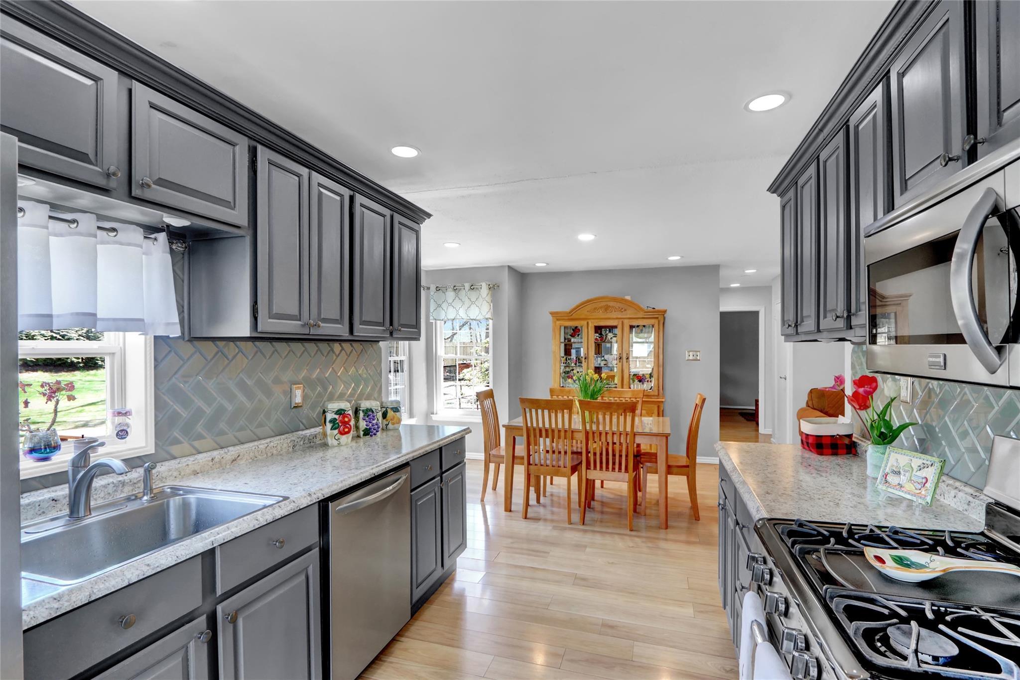 Single Family Guardian  Suffolk County, NY 11766, MLS-853189-15
