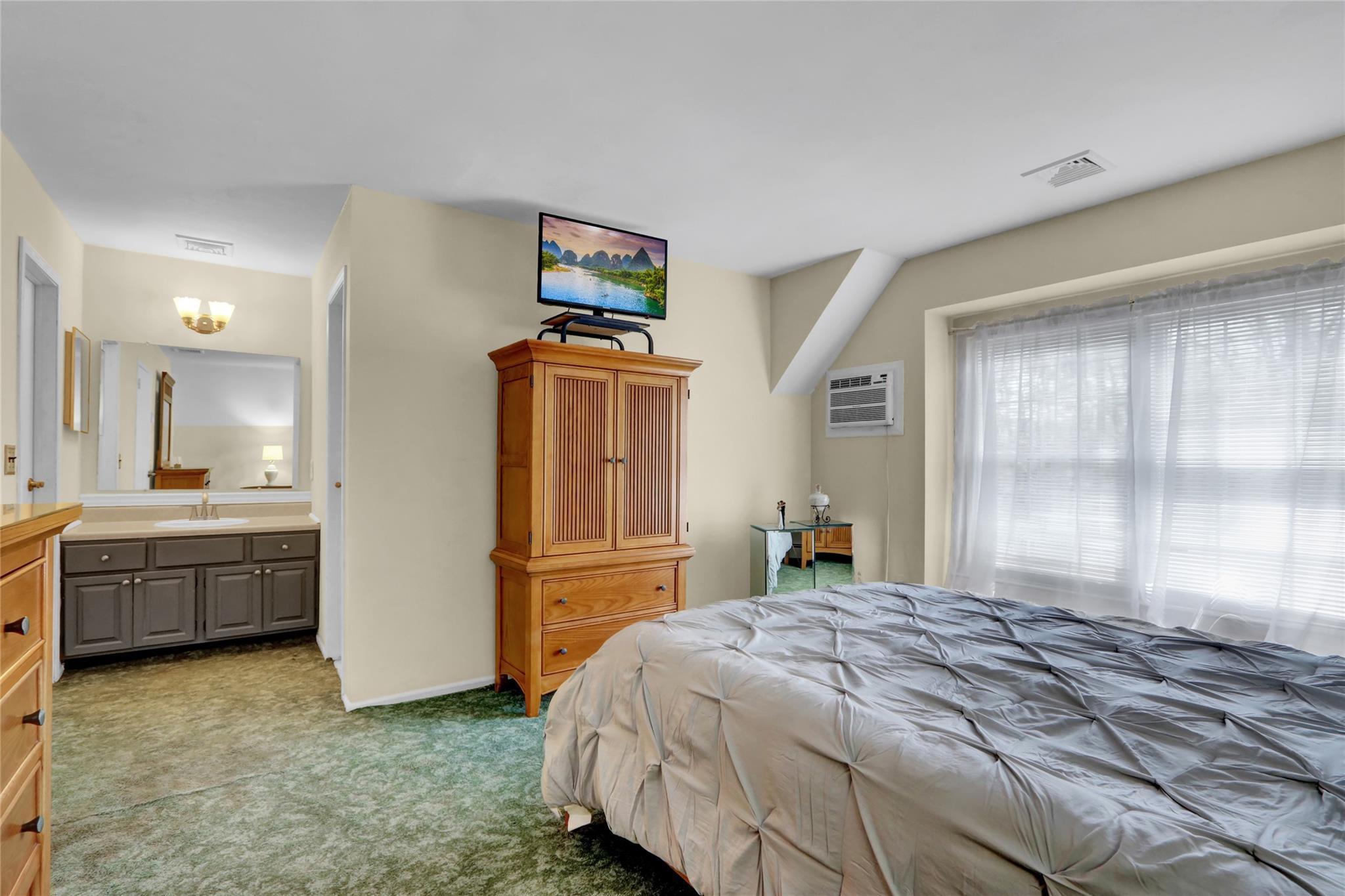 Single Family Guardian  Suffolk County, NY 11766, MLS-853189-22