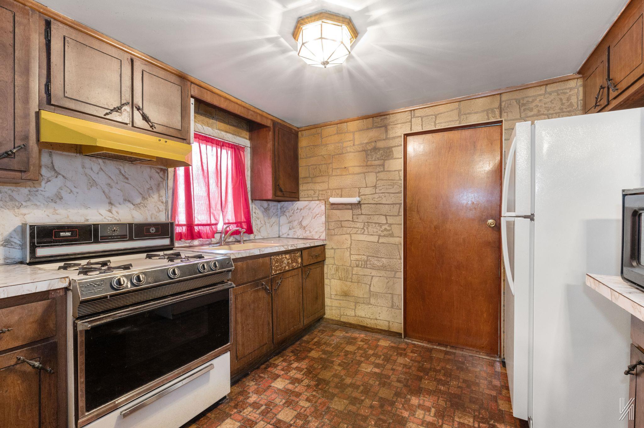Single Family 95th  Queens, NY 11417, MLS-853200-10