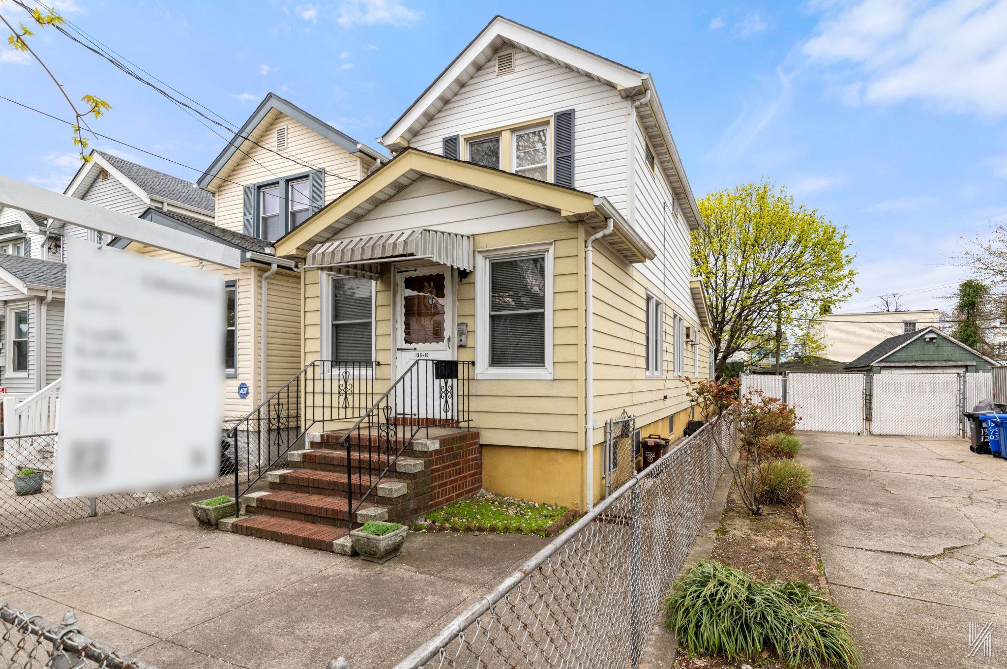 Single Family 95th  Queens, NY 11417, MLS-853200-2