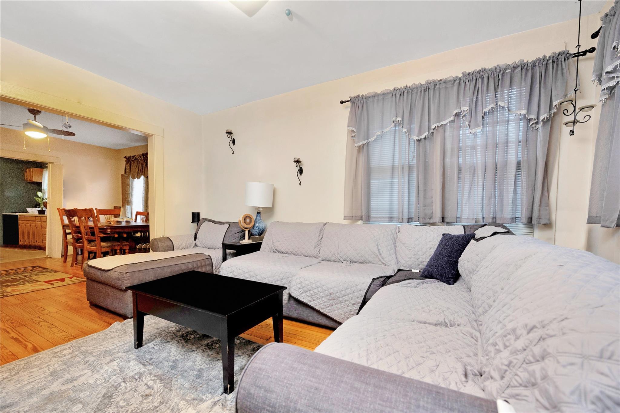 Single Family Elizabeth  Nassau County, NY 11735, MLS-853201-6