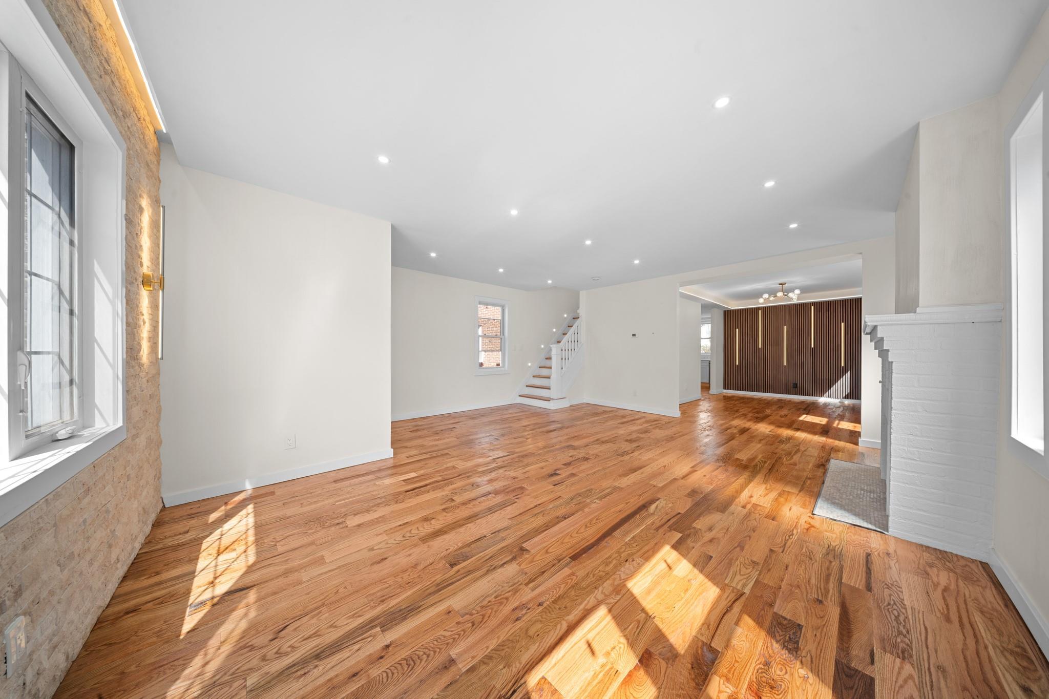 Single Family 229th  Queens, NY 11413, MLS-853233-2