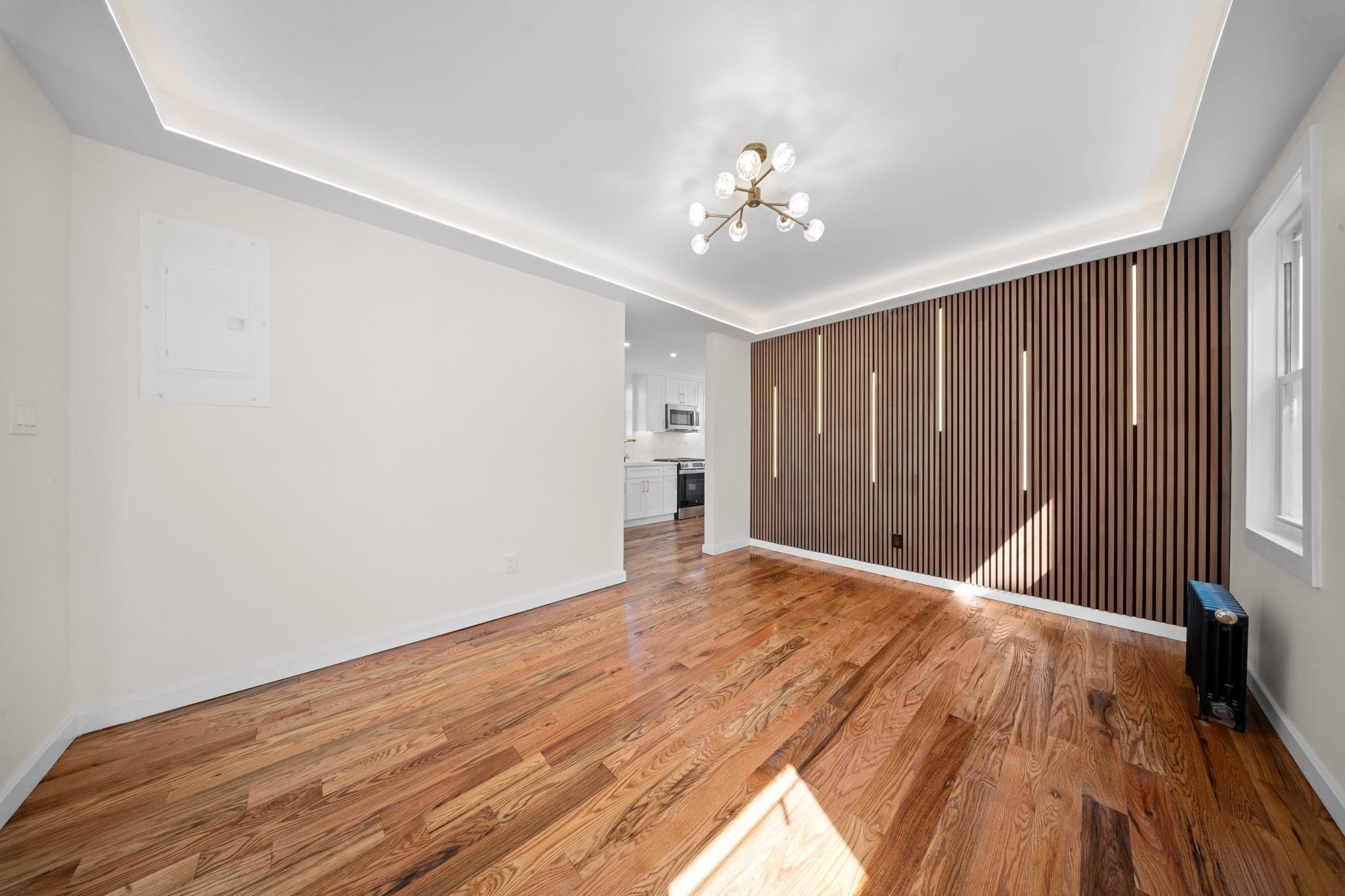 Single Family 229th  Queens, NY 11413, MLS-853233-6