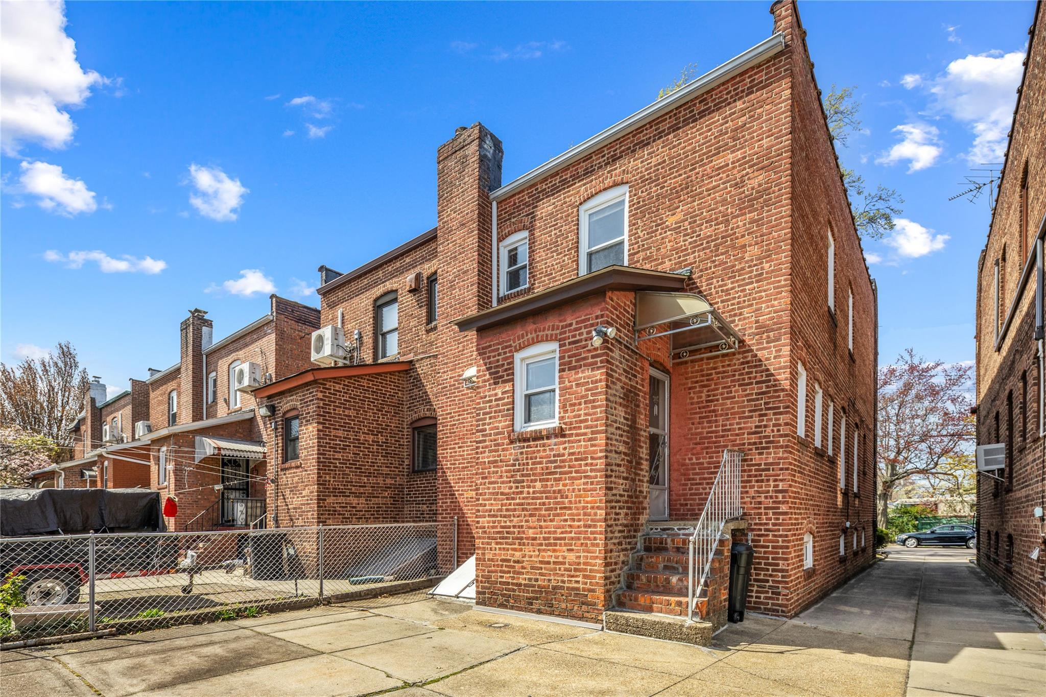 Single Family 50th  Queens, NY 11364, MLS-853238-2