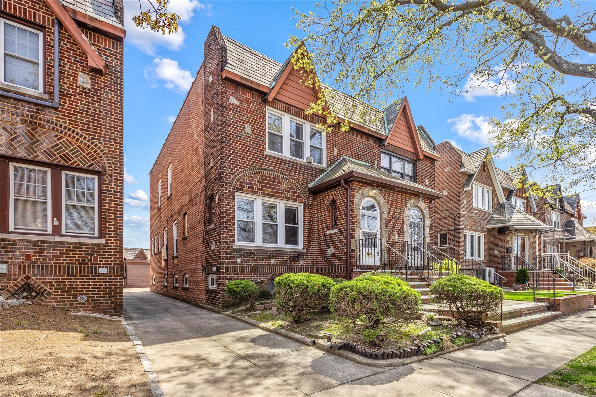 Single Family 50th  Queens, NY 11364, MLS-853238-3