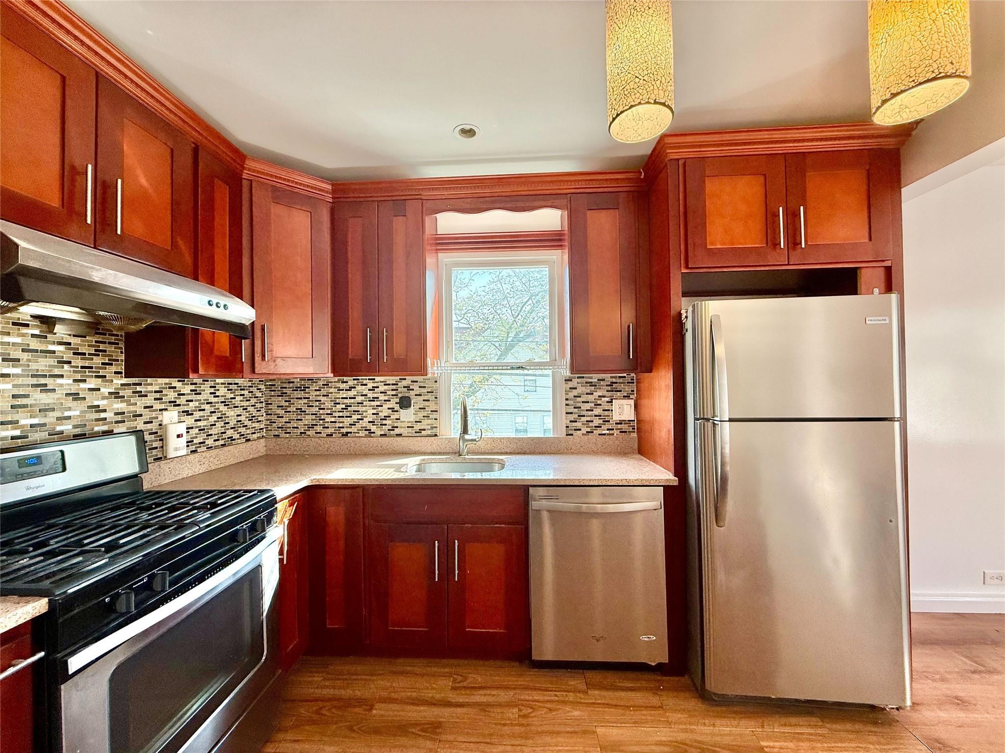 Apartment 69th  Queens, NY 11375, MLS-853252-7