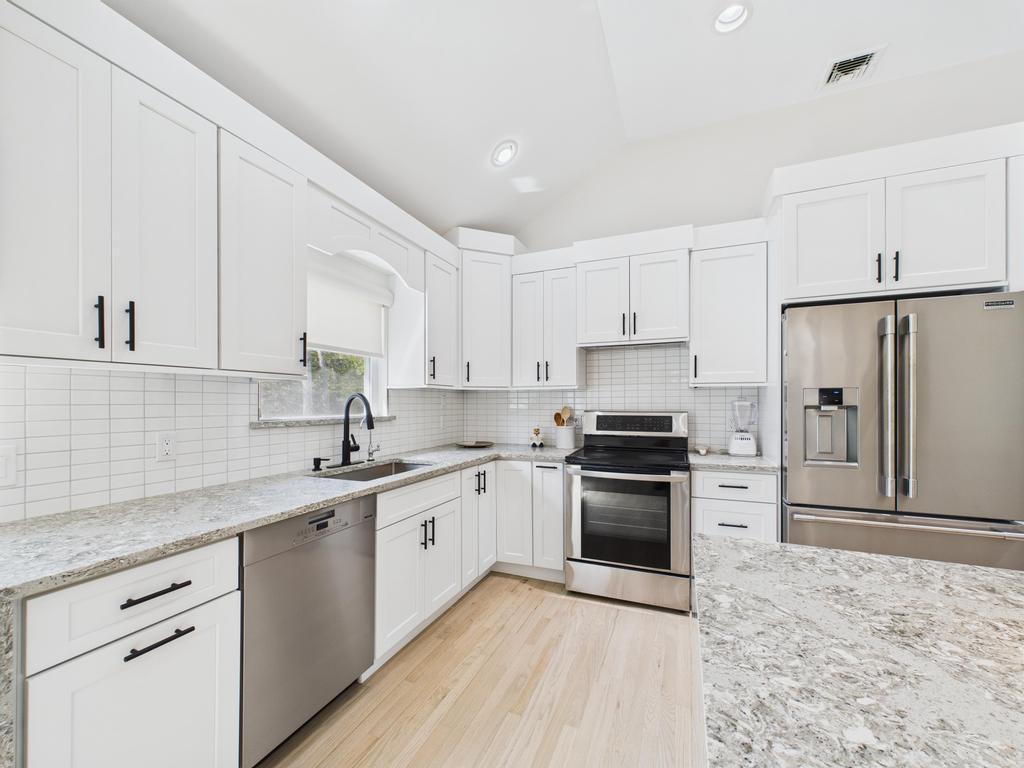 Single Family 12th  Suffolk County, NY 11937, MLS-853266-27