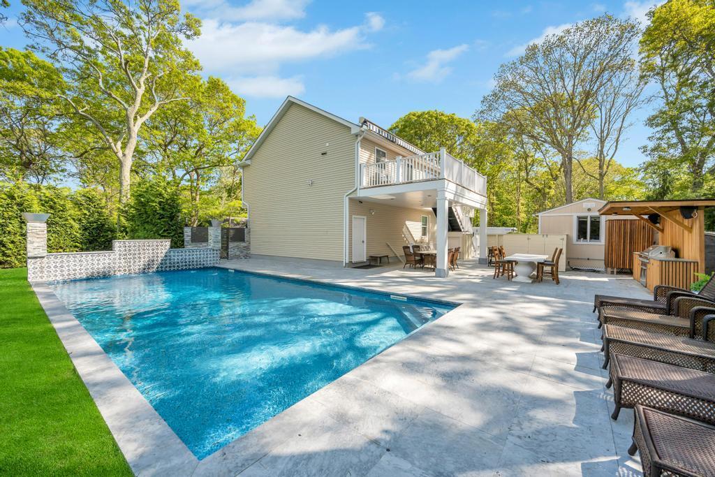 Single Family 12th  Suffolk County, NY 11937, MLS-853266-8