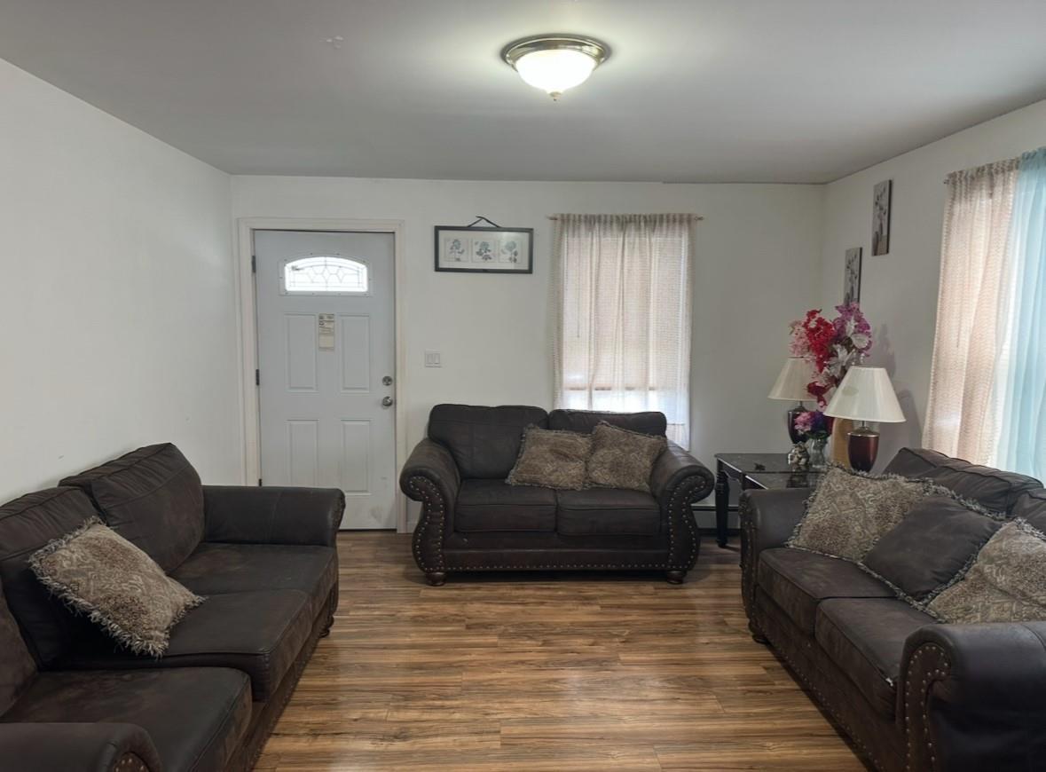 Single Family Avenue  Suffolk County, NY 11901, MLS-853272-2