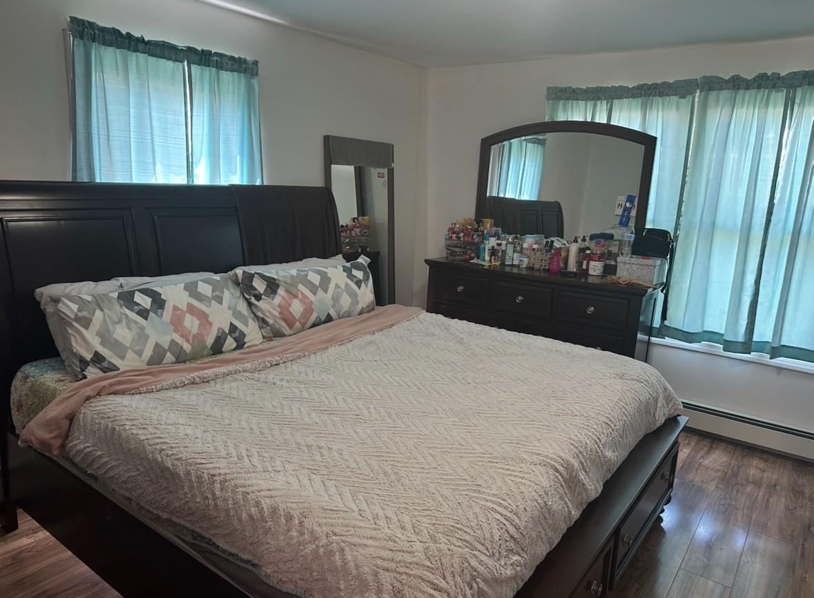Single Family Avenue  Suffolk County, NY 11901, MLS-853272-7