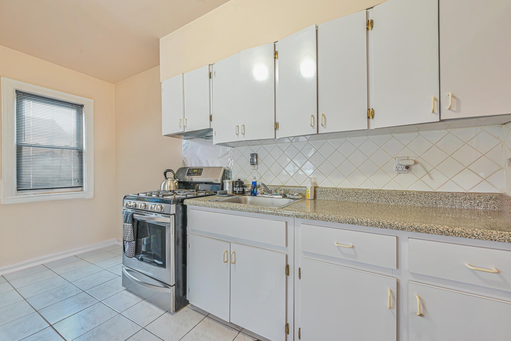 Single Family 118th  Queens, NY 11434, MLS-853280-12
