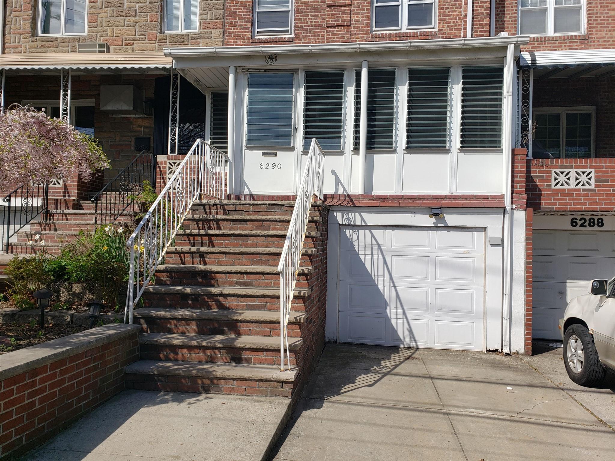 Single Family Dry Harbor  Queens, NY 11379, MLS-853289-17