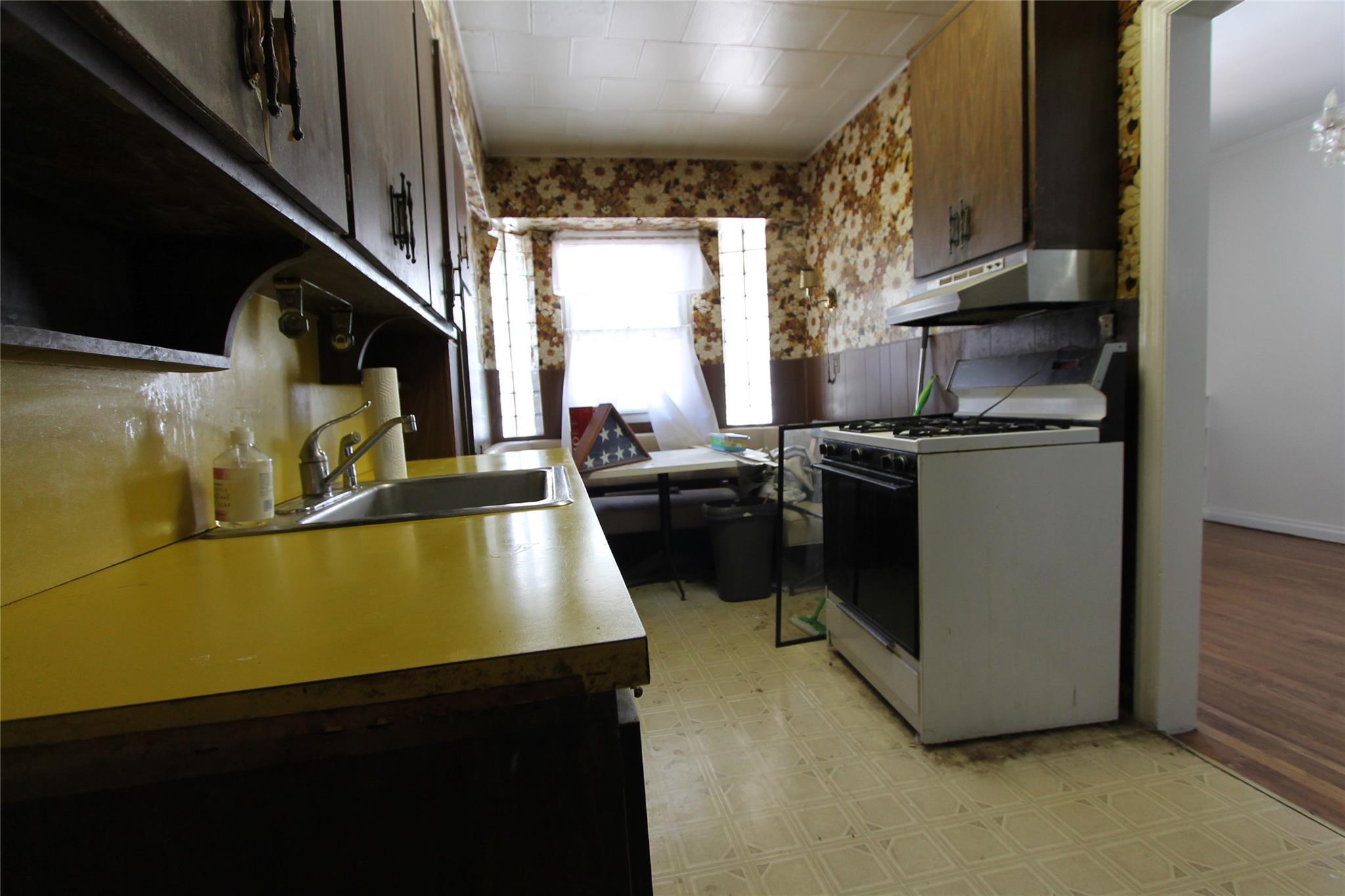 Single Family Dry Harbor  Queens, NY 11379, MLS-853289-7