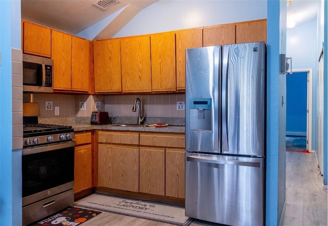 Single Family Beach Ave  Bronx, NY 10473, MLS-853299-21