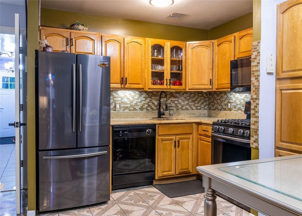 Single Family Beach Ave  Bronx, NY 10473, MLS-853299-3