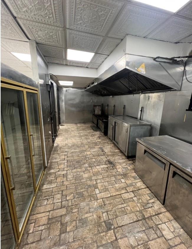 Commercial Lease Courtlandt  Bronx, NY 10451, MLS-853312-2